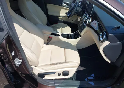 2016 Mercedes-Benz Cla 250 4Matic z USA, uszkodzony, nr VIN WDDSJ4GB0GN311032